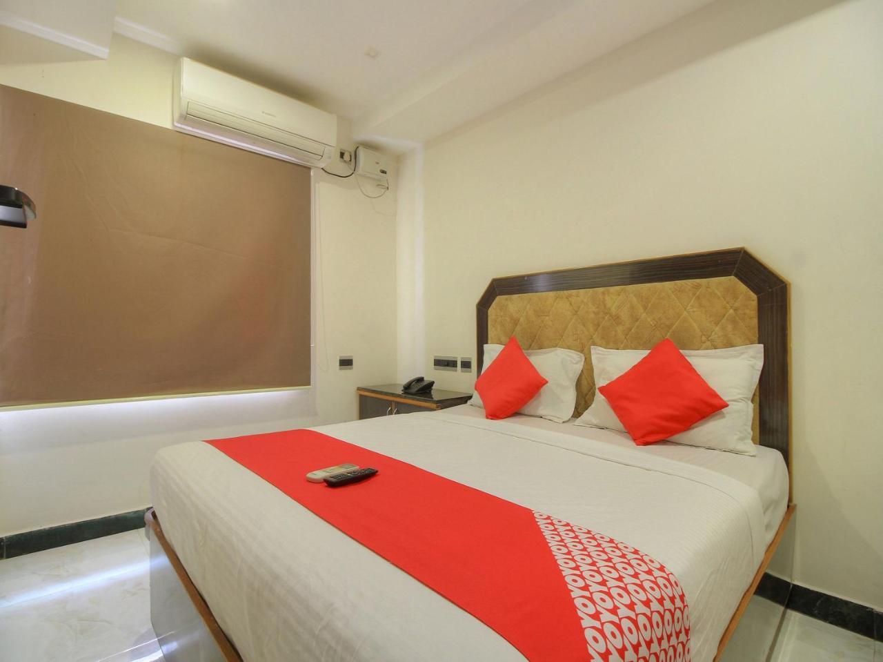 Oyo 15948 Hotel Srees Tiruchirappalli Экстерьер фото