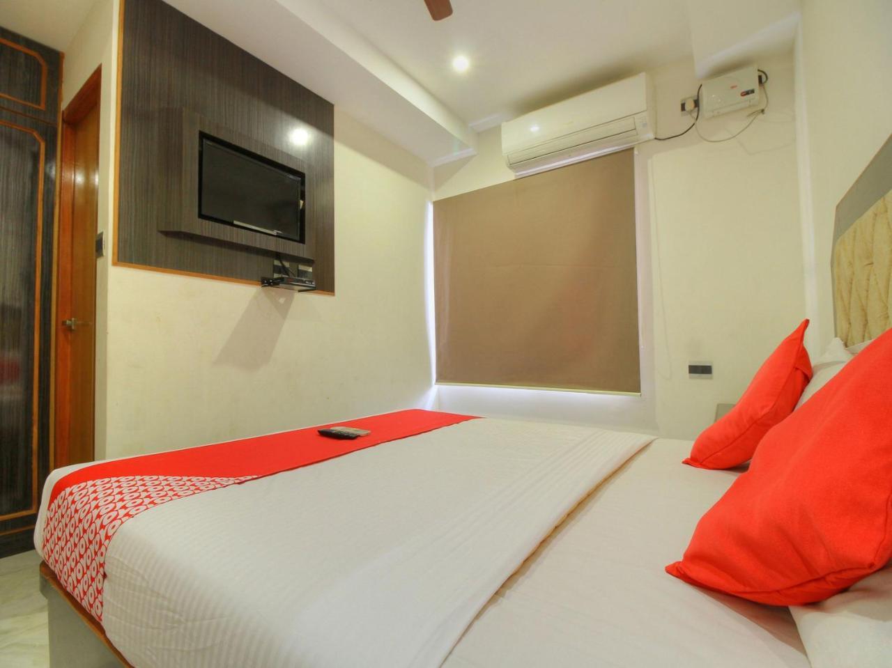 Oyo 15948 Hotel Srees Tiruchirappalli Экстерьер фото