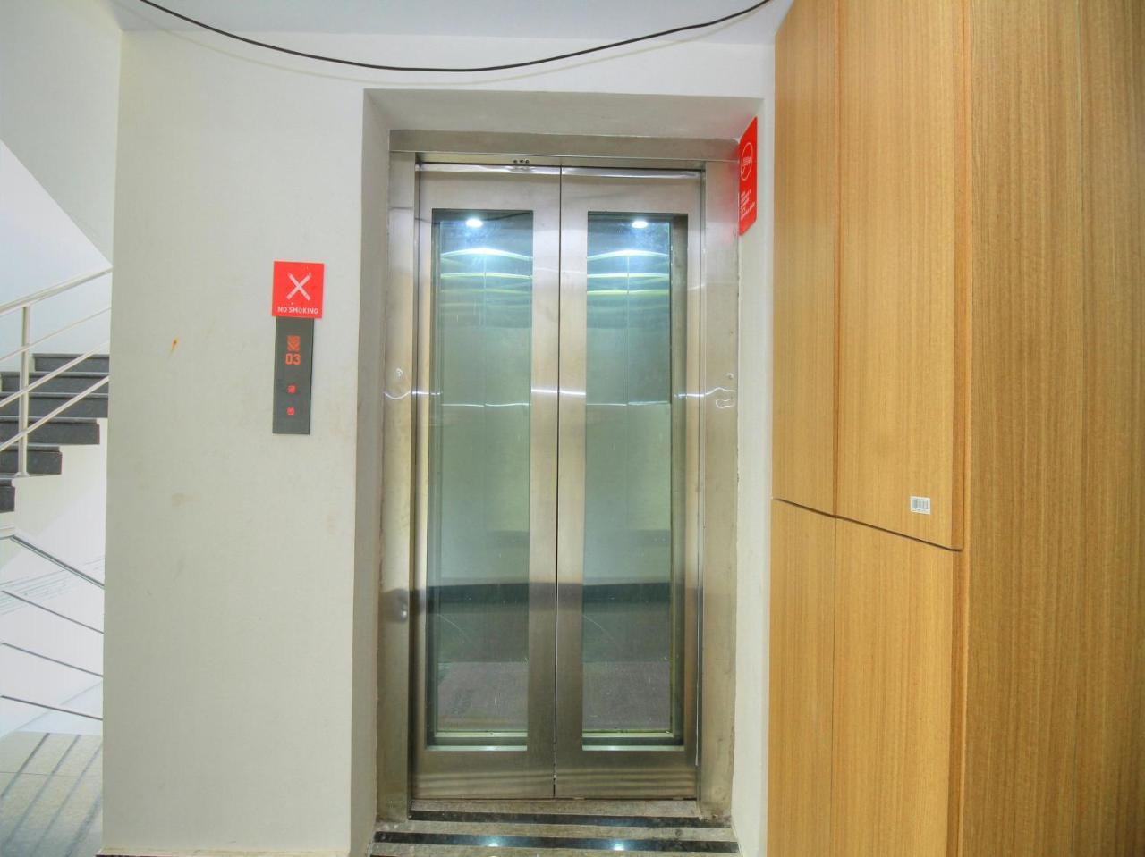 Oyo 15948 Hotel Srees Tiruchirappalli Экстерьер фото