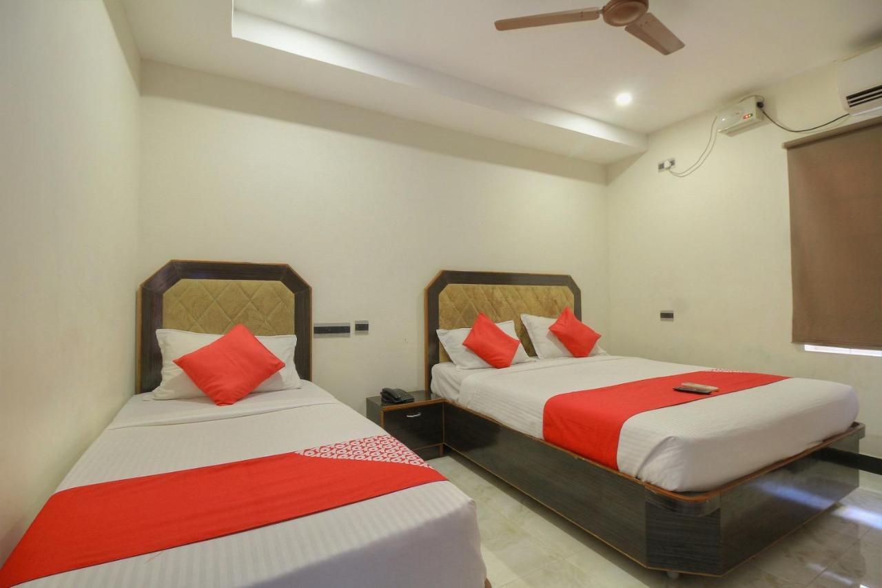 Oyo 15948 Hotel Srees Tiruchirappalli Экстерьер фото